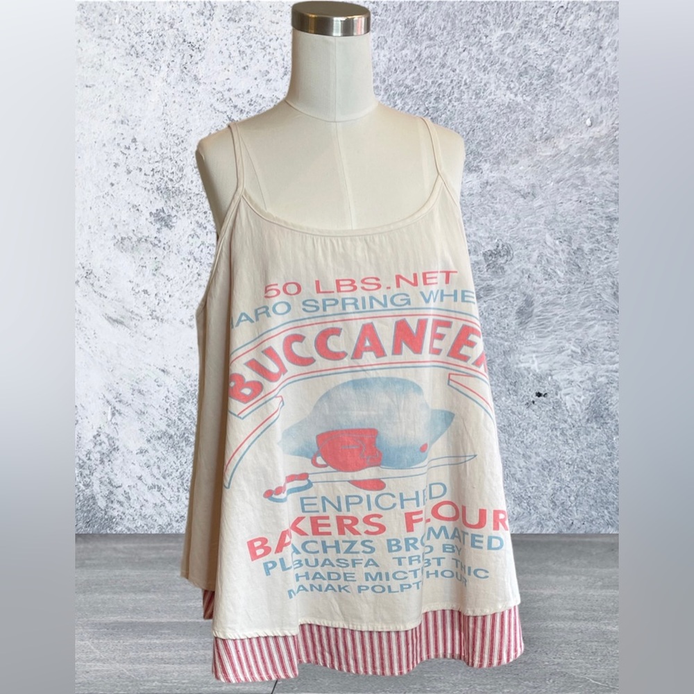 Jaded Gypsy Flour Swing Top NwT